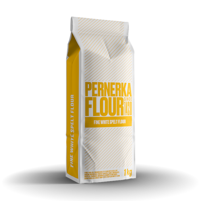 Spelt flour is a suitable alternative to wheat flour. It gives dishes a delicate nutty taste and aroma and it can be mixed with wheat flour or even completely replace it. 