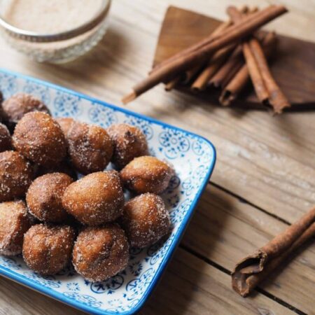 CINNAMON SUGAR MINI DOUGHNUTS
