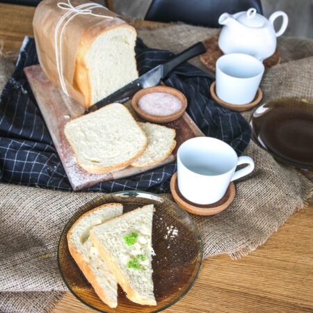 WHITE SPELT LOAF