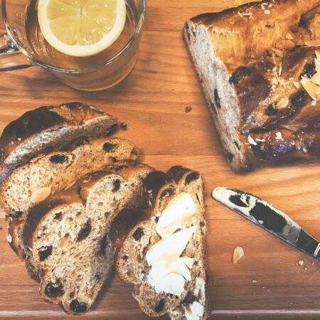 SPELT CHRISTMAS BRAIDED BREAD