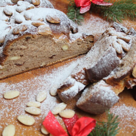 SWEET BRAIDED CHRISTMAS BREAD