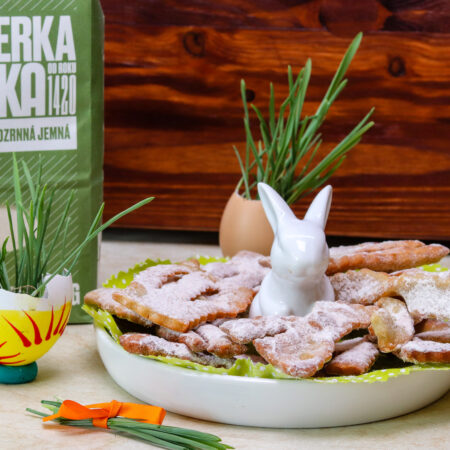 BOŽÍ MILOSTI – „GOD’S MERCY“ – a traditional Czech Easter pastry