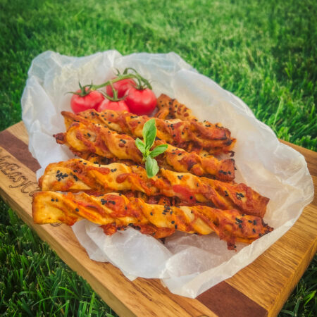 PIZZA STICKS (TWISTS)