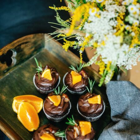 CHOCOLATE ORANGE CUPCAKES