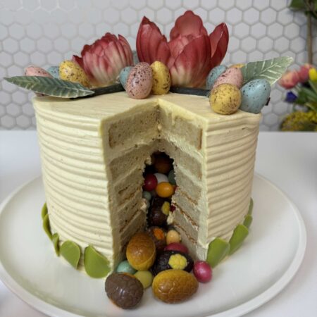EASTER CAKE WITH A SURPRISE
