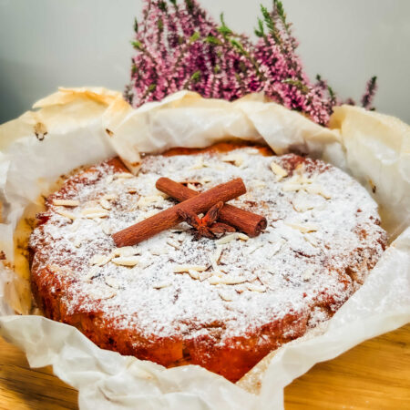 PEAR AND ALMOND CAKE